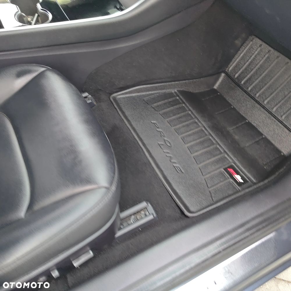 Tesla Model 3 Allradantrieb Dual Motor Performance - 21