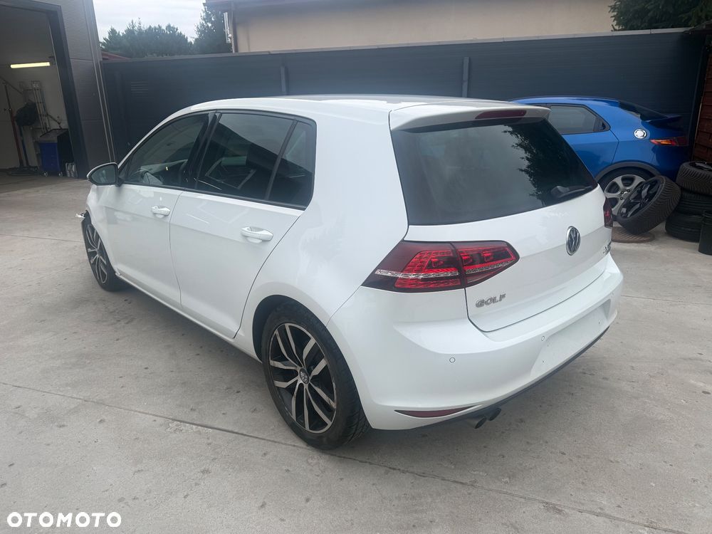 Volkswagen Golf 2.0 BlueTDI Highline - 7