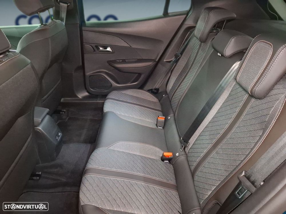 Peugeot e-2008 54 kWh Allure - 14