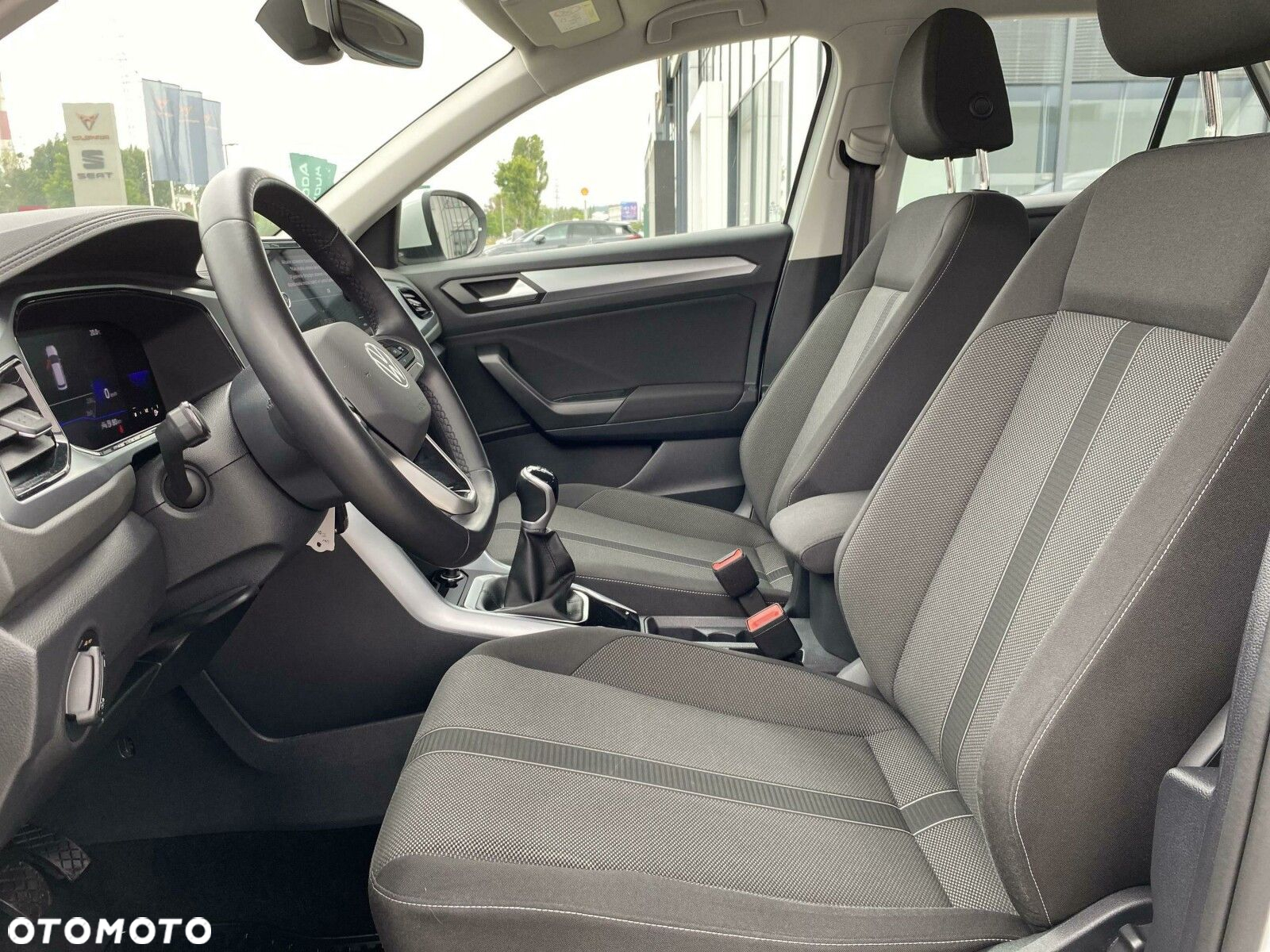 Volkswagen T-Roc 1.5 TSI Life - 9