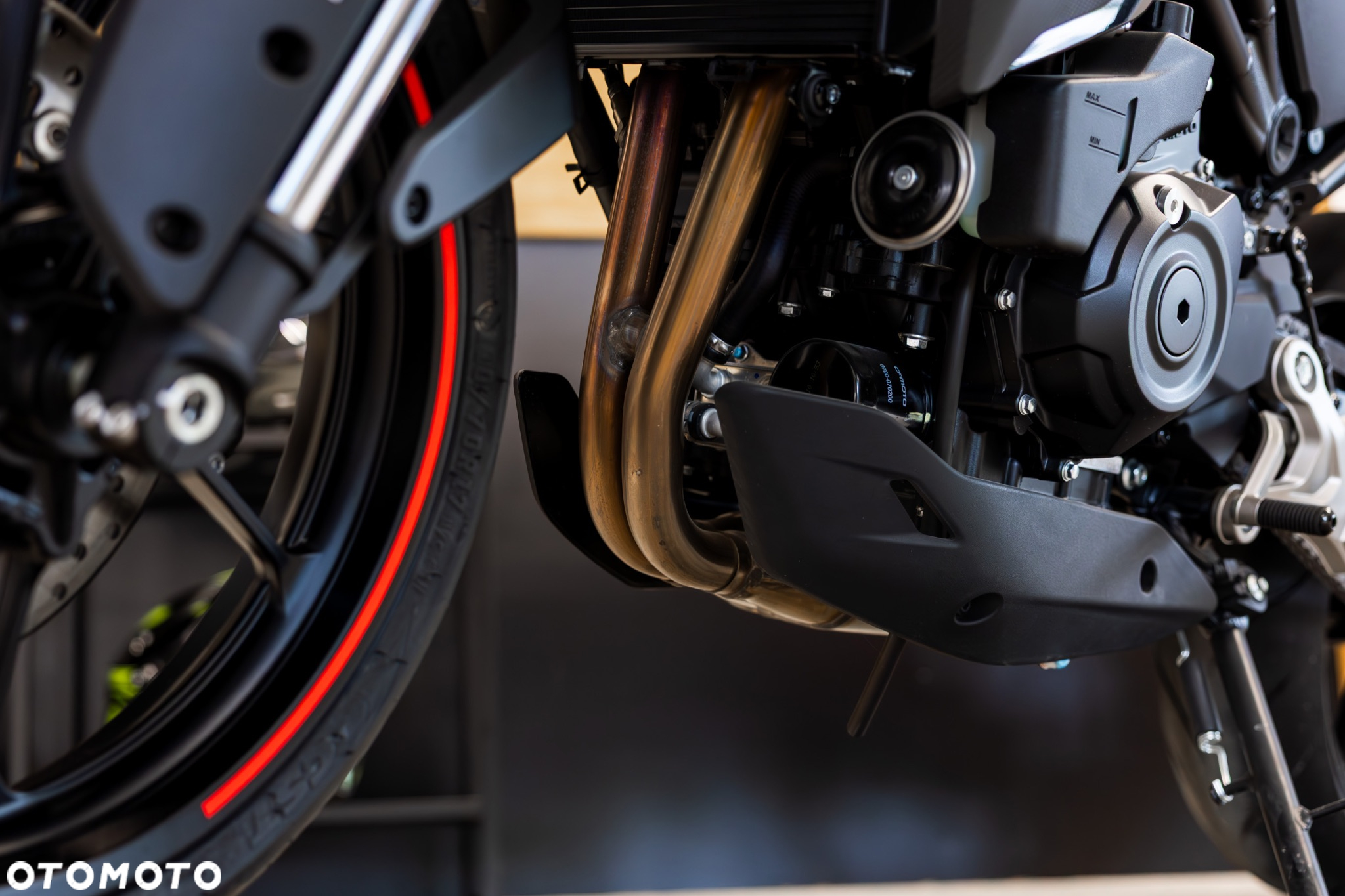 CFMoto NK - 14
