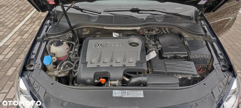 Volkswagen Passat 2.0 TDI 4Mot Highline DSG - 20