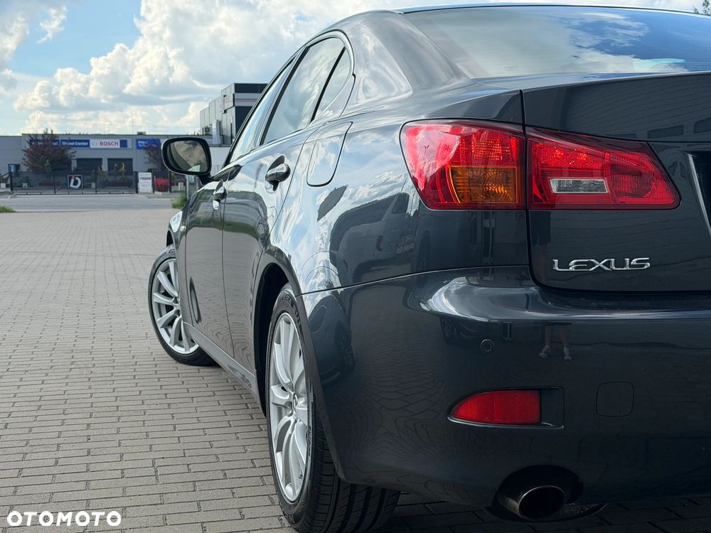 Lexus IS 250 Luxury Line - 36