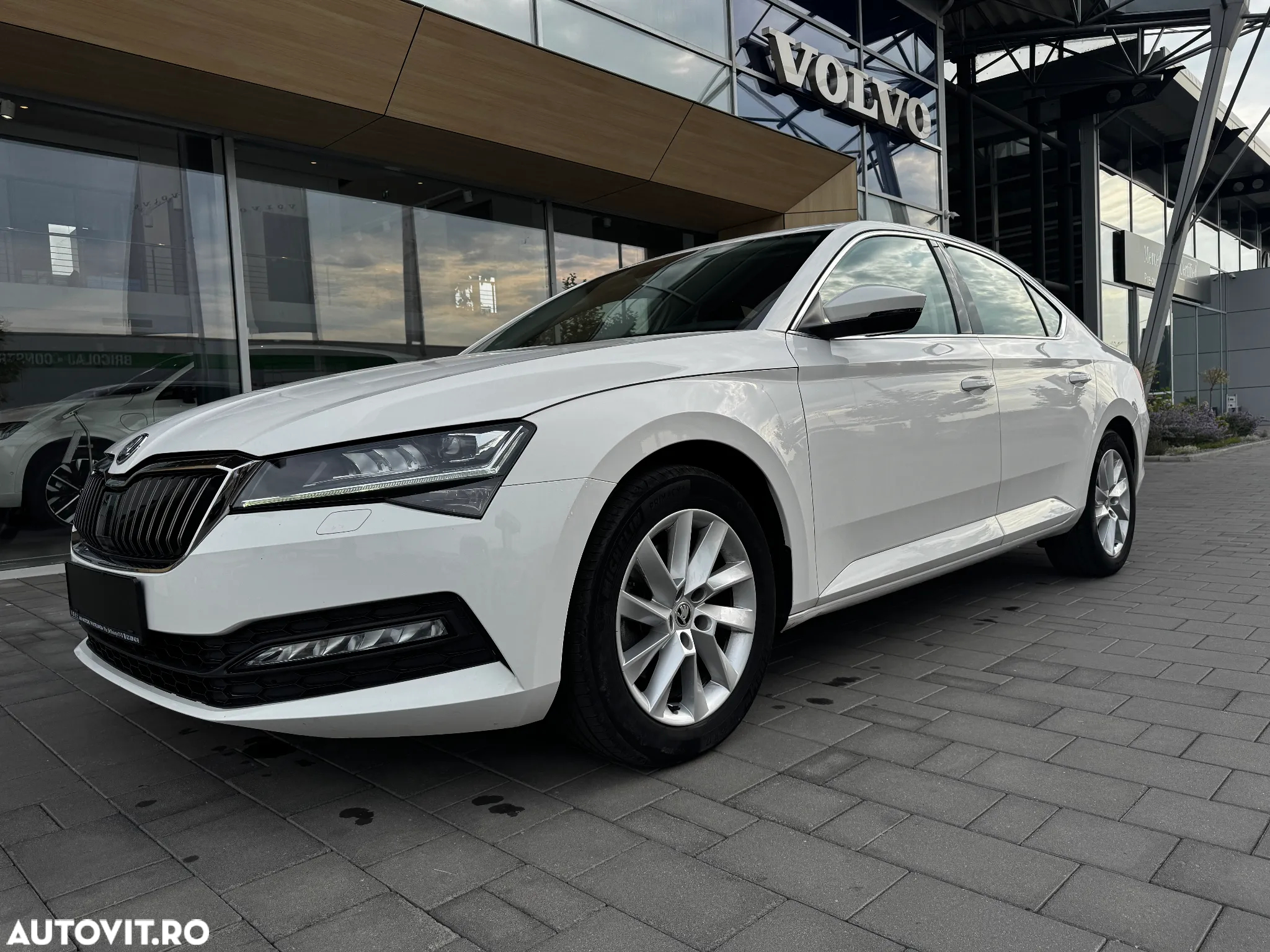 Skoda Superb 2.0 TDI Style - 3