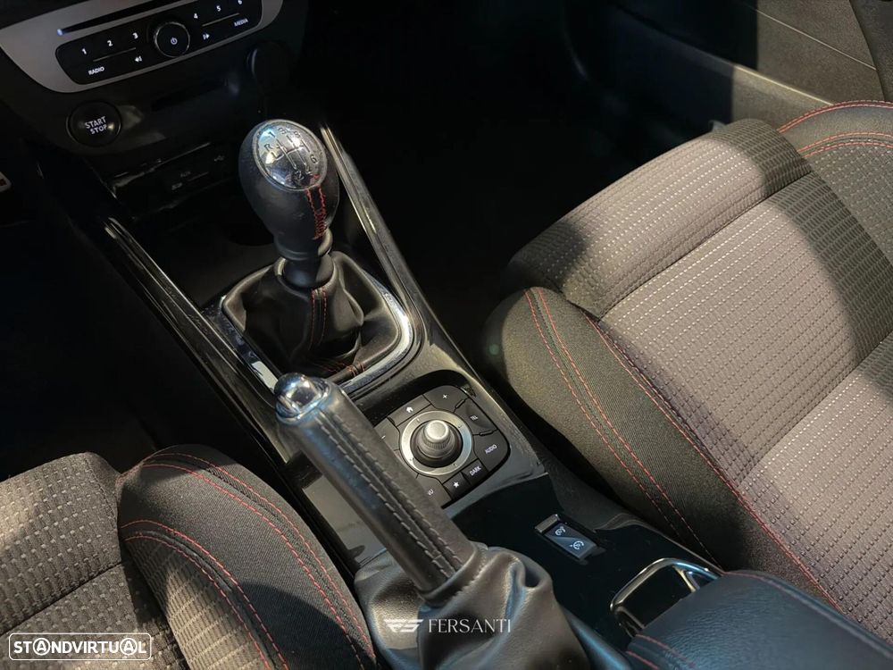 Renault Mégane Coupe 2.0 T RS - 10