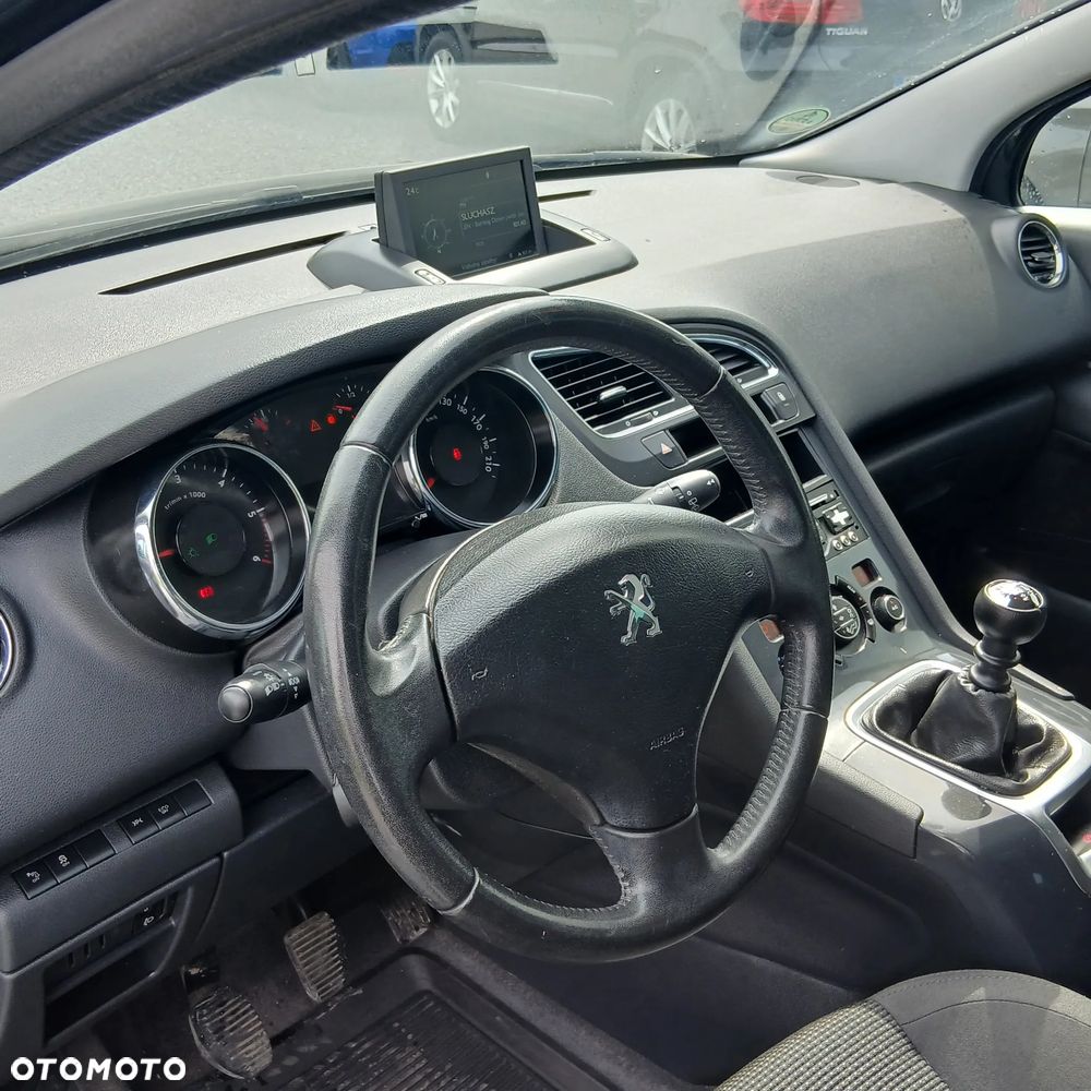 Peugeot 5008 1.6 BlueHDi Active 7os - 8