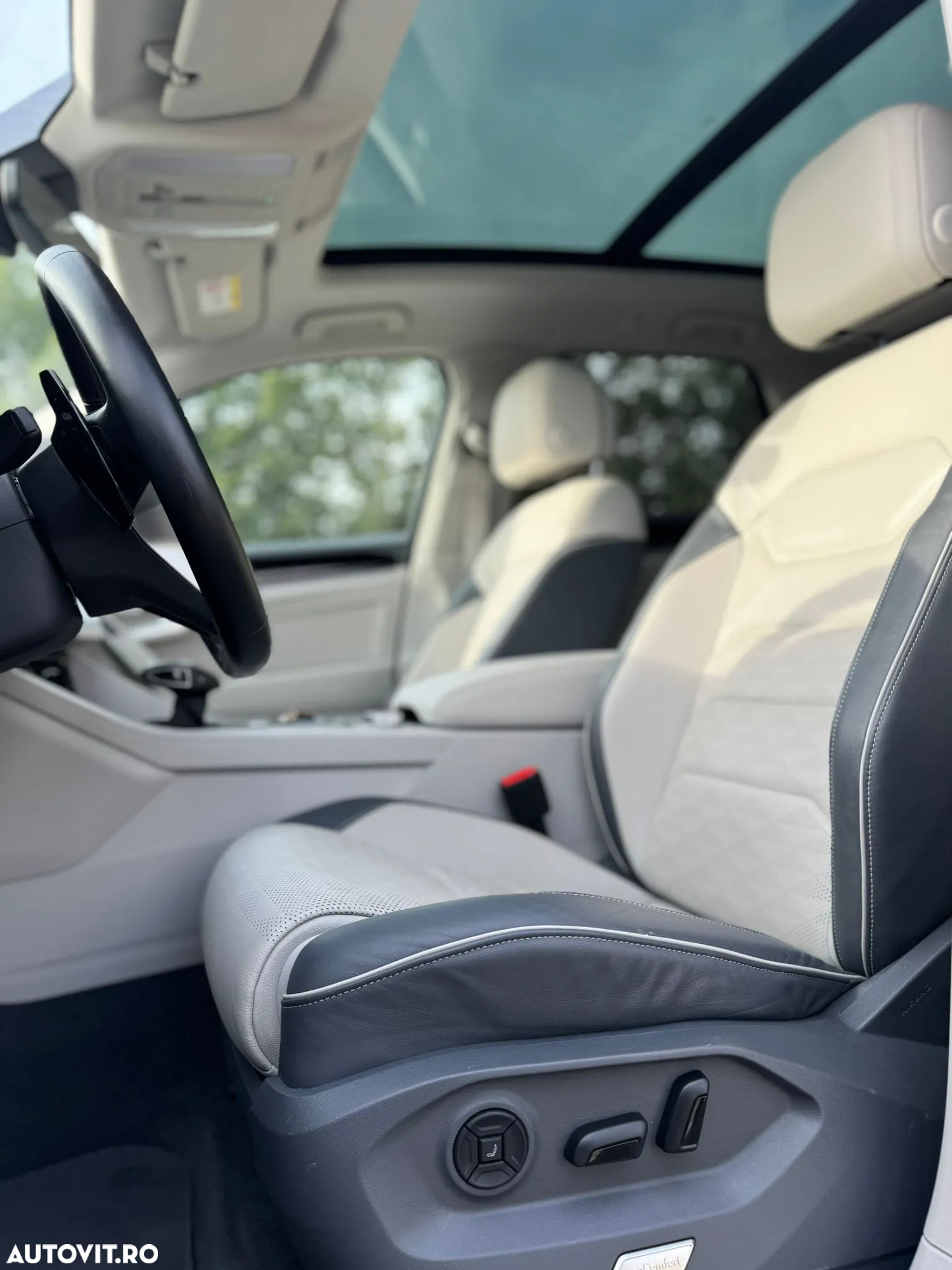 Volkswagen Touareg 3.0 V6 e-Hybrid 4Motion Aut. Elegance - 9