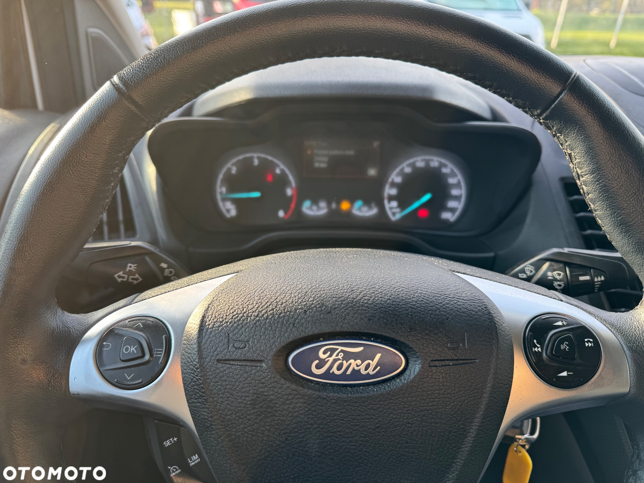 Ford Transit Connect - 14