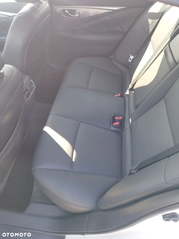 Infiniti Q50 Q50S 3.0t Sport - 12