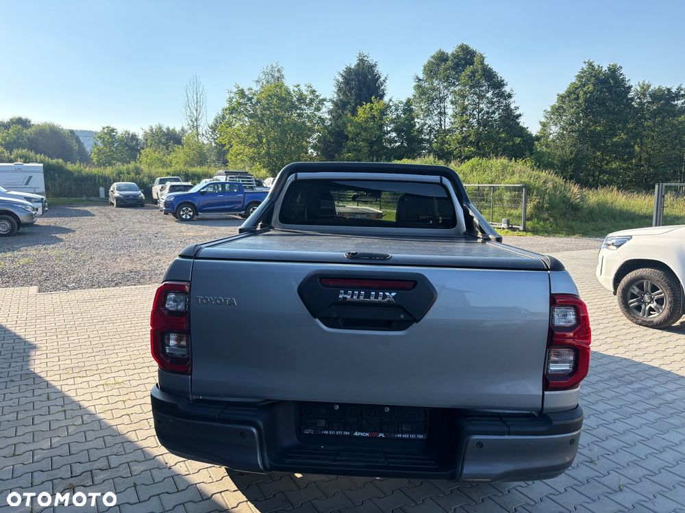 Toyota Hilux - 7