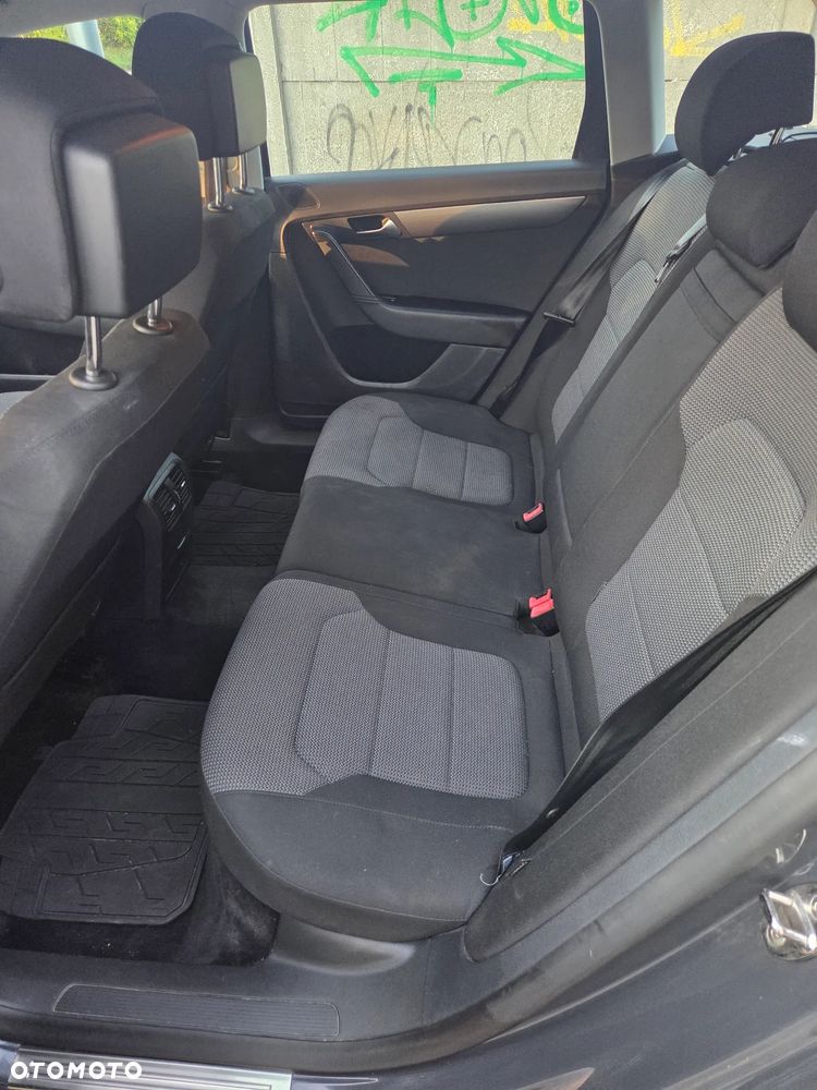 Volkswagen Passat 2.0 TDI BlueMotion Technology Comfortline - 7