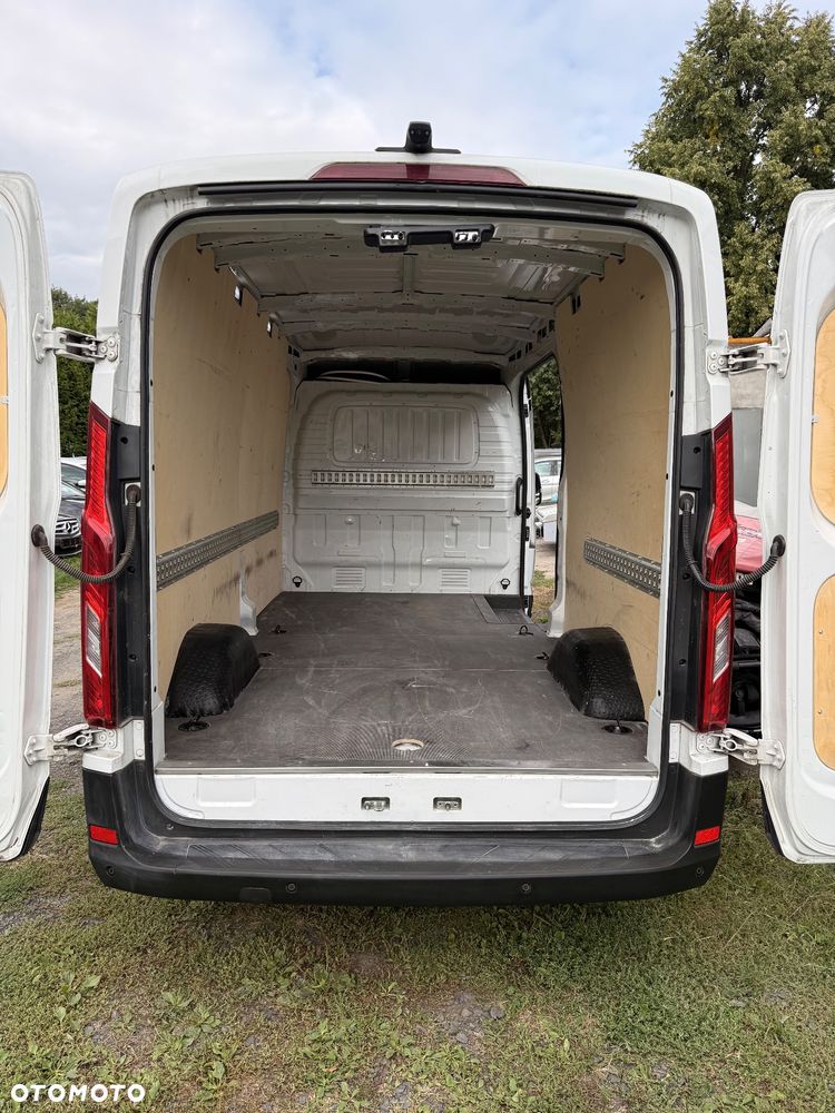 Maxus Deliver 9 - 26