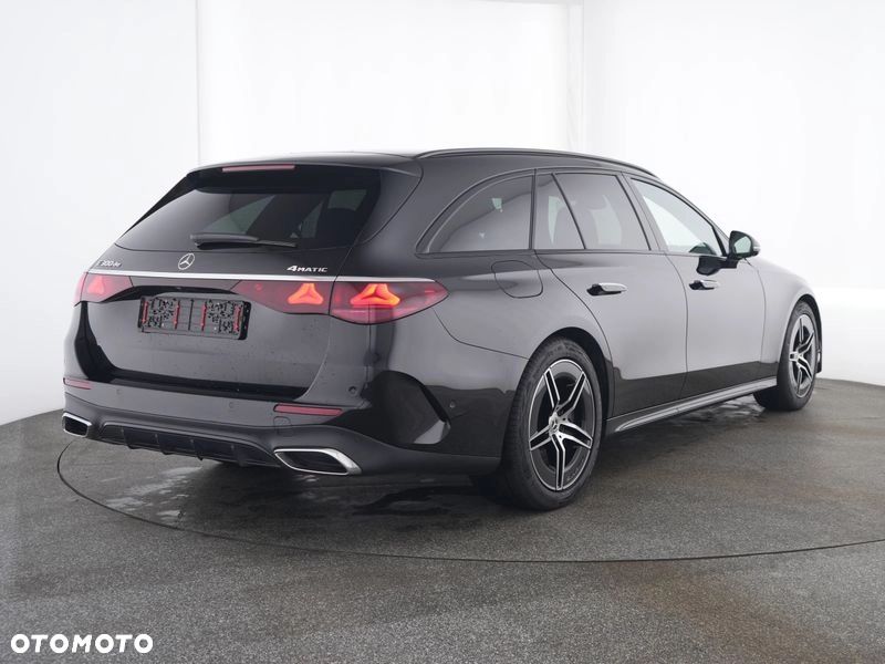 Mercedes-Benz Klasa E 300 de PHEV 4-Matic AMG 9G-Tronic - 4