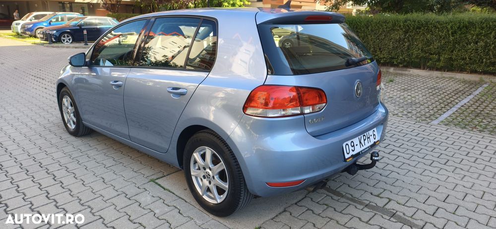Volkswagen Golf - 4