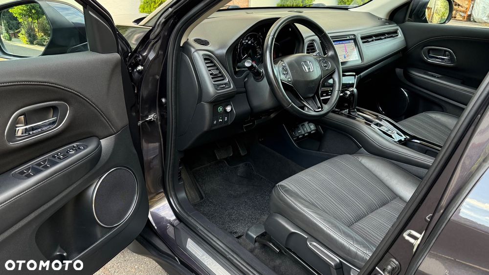 Honda HR-V 1.5 i-VTEC CVT Executive - 16