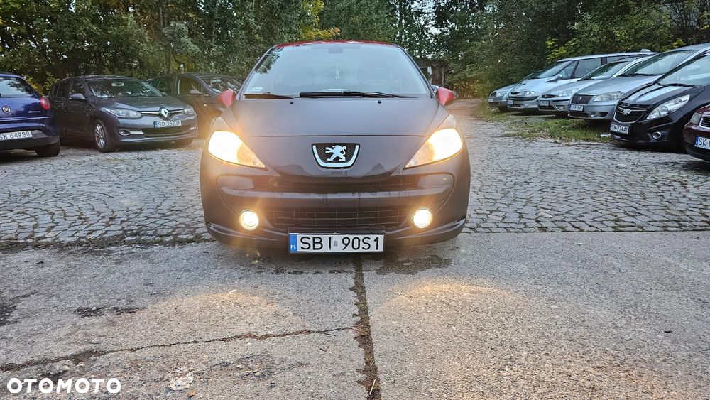 Peugeot 207 1.6 HDi 16V Trendy - 2