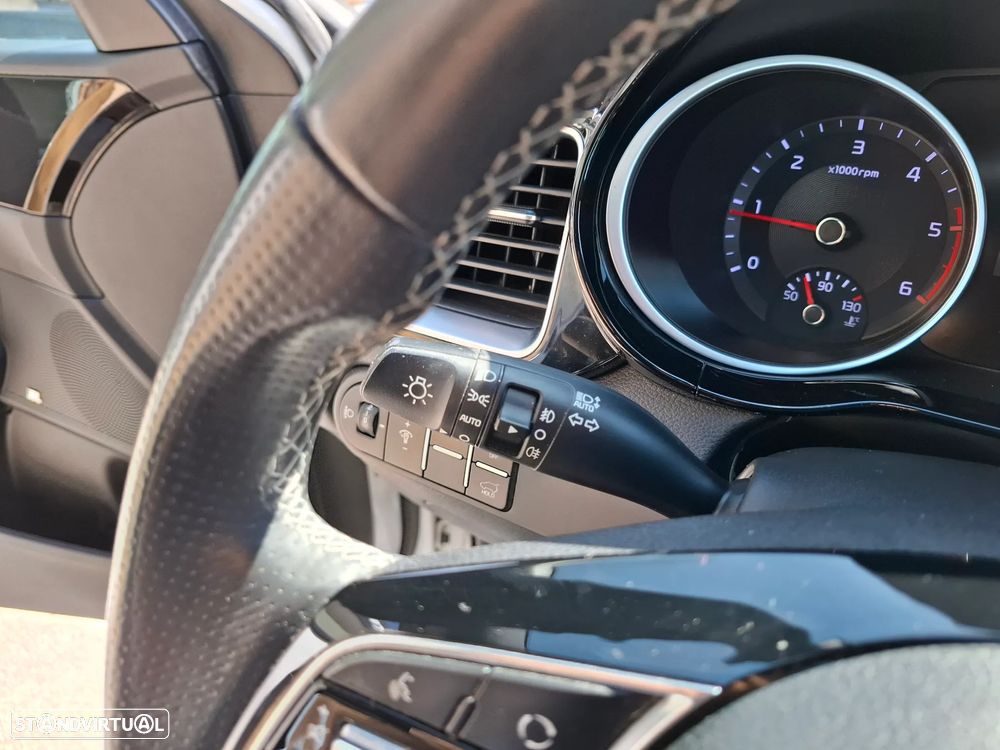 Kia ProCeed 1.6 CRDi GT Line+SRF - 19