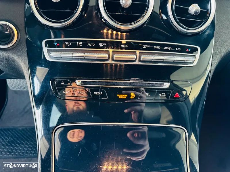 Mercedes-Benz C 220 d AMG Line - 36