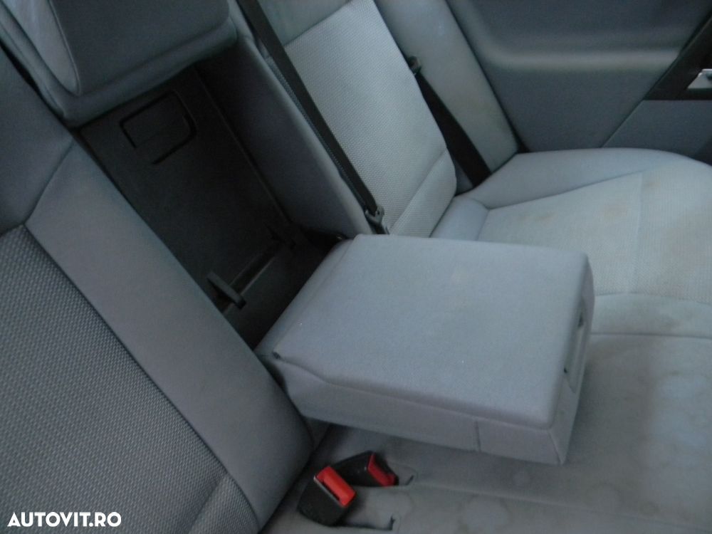 Dezmembrari  Opel VECTRA C  2002  > 2009 2.2 DTI Motorina - 44