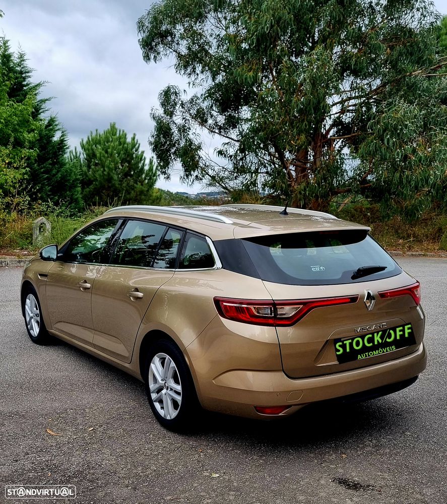 Renault Mégane Sport Tourer - 10