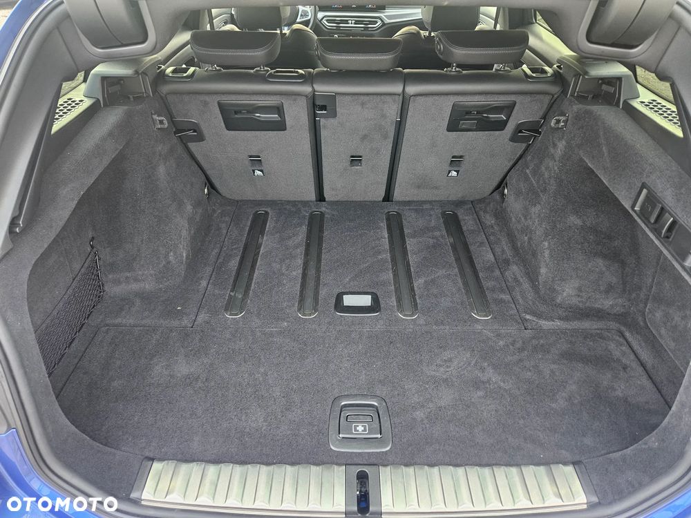 BMW Seria 3 320d xDrive M Sport Shadow - 28