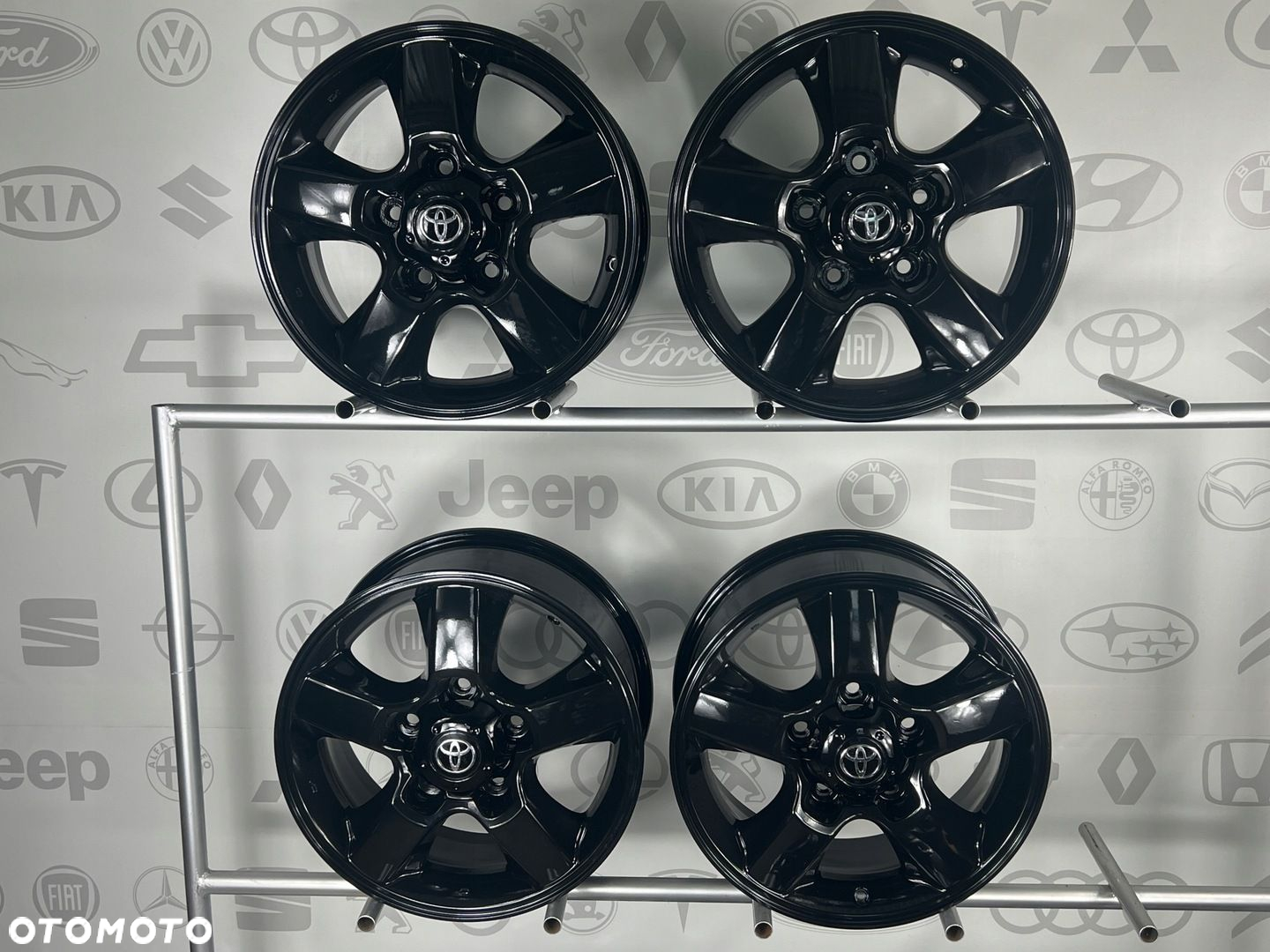 FELGI ALU TOYOTA LAND CRUISER HILUX 18 6X139,7 ET60 ORYGINALNE - 3