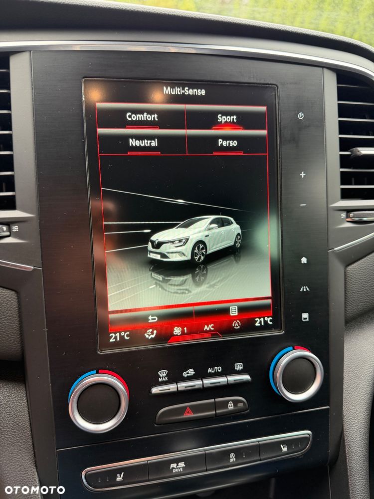 Renault Megane ENERGY TCe 205 EDC GT - 27