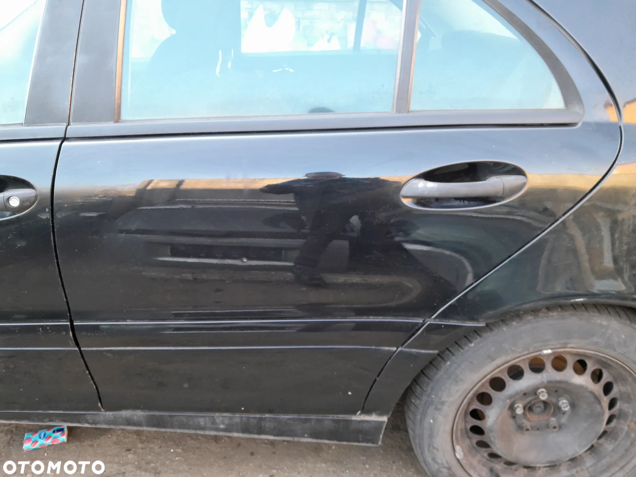 Drzwi tylne lewe MERCEDES C W203 lift 04-07r. C197 - 4