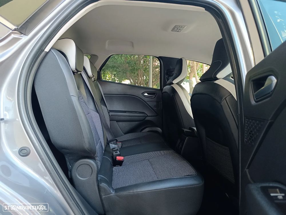 Renault Captur 1.6 E-Tech Plug-In Intens - 31