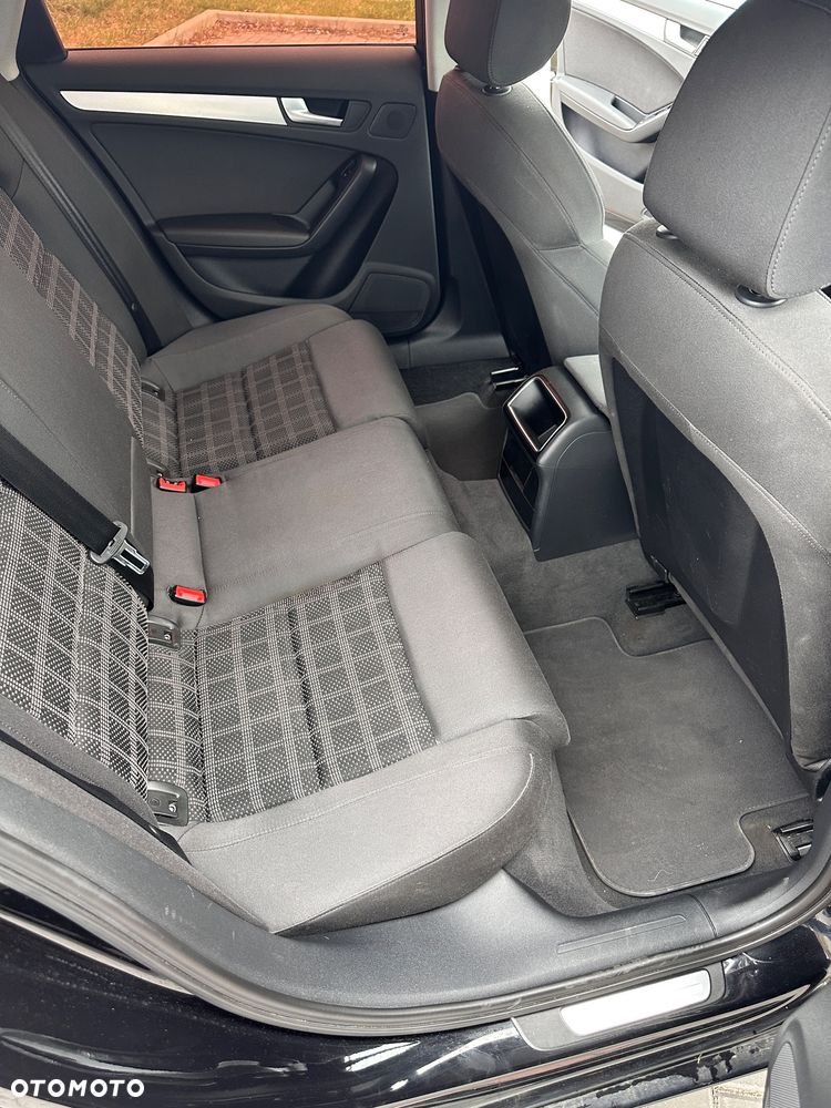 Audi A4 Avant 2.0 TDI DPF multitronic Ambiente - 14