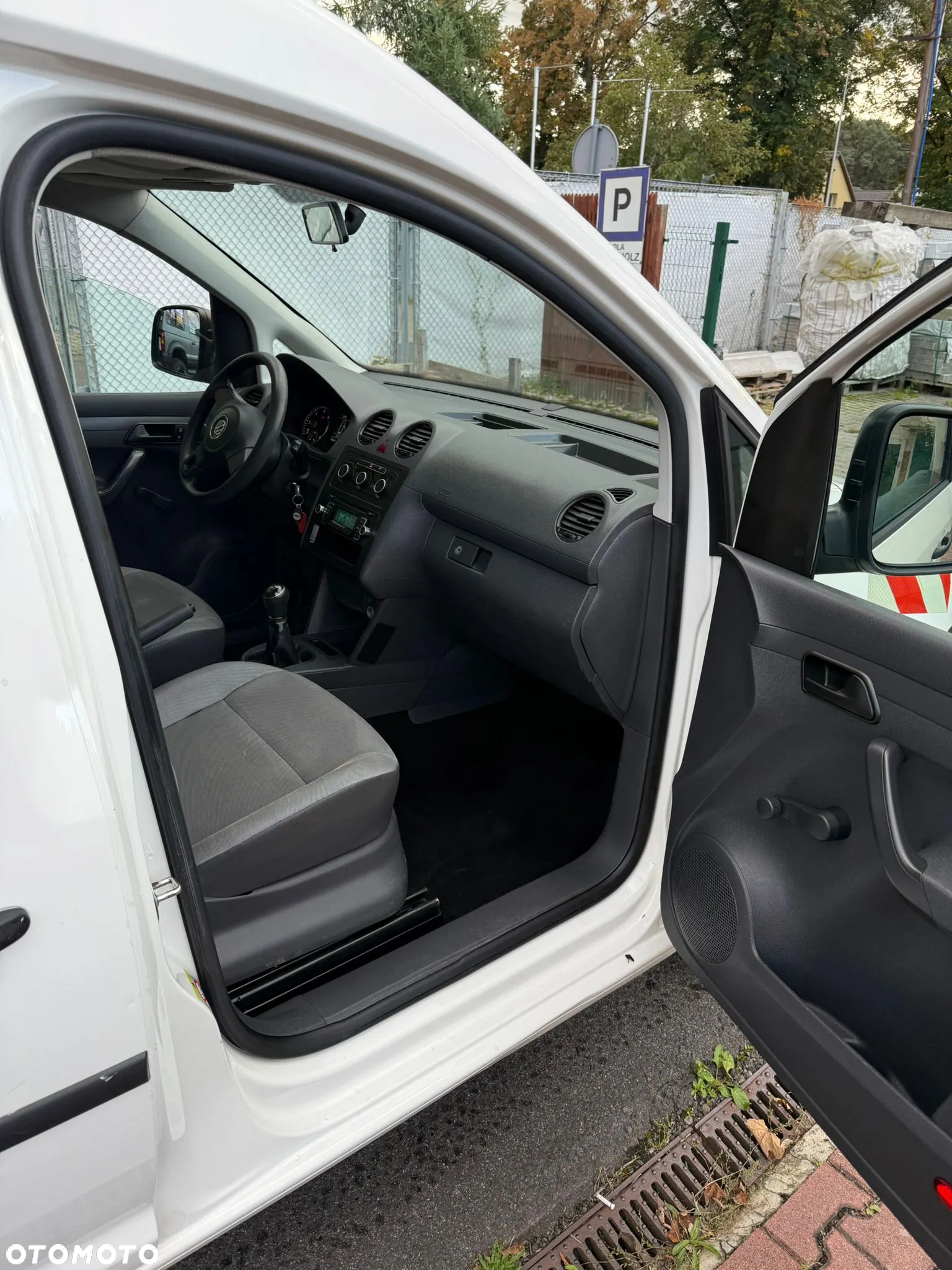 Volkswagen Caddy - 11