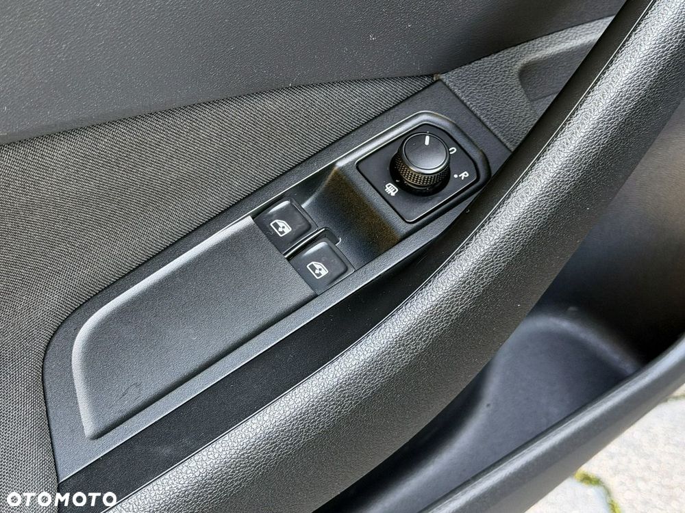 Skoda Scala 1.5 TSI Selection DSG - 16