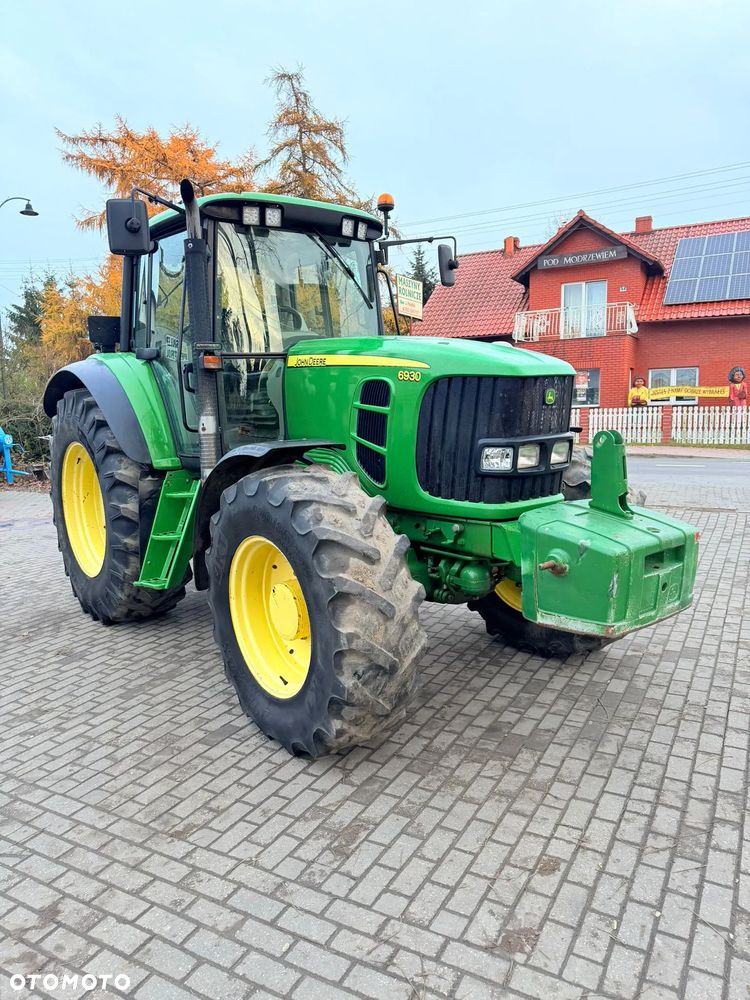 John Deere 6930 - 6