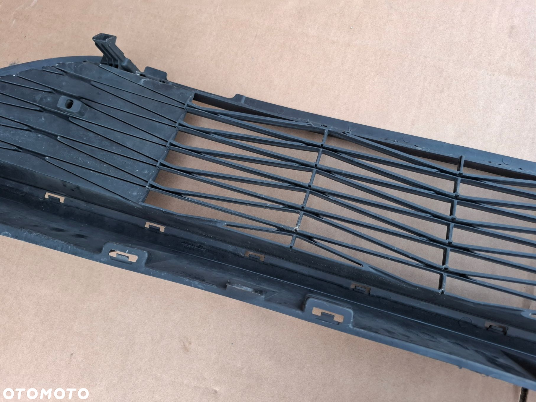KRATKA ŚRODKOWA KIA CEED III LIFT ORYGINAŁ ŁADNY STAN - 8