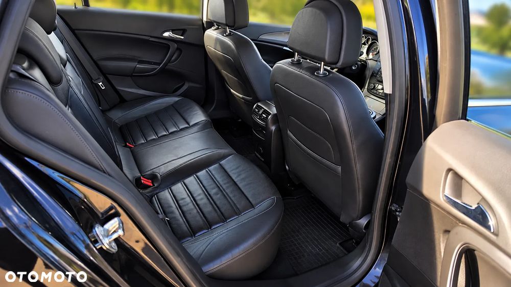 Opel Insignia - 13