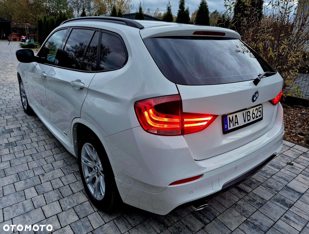 BMW X1 xDrive18d Sport Line - 4