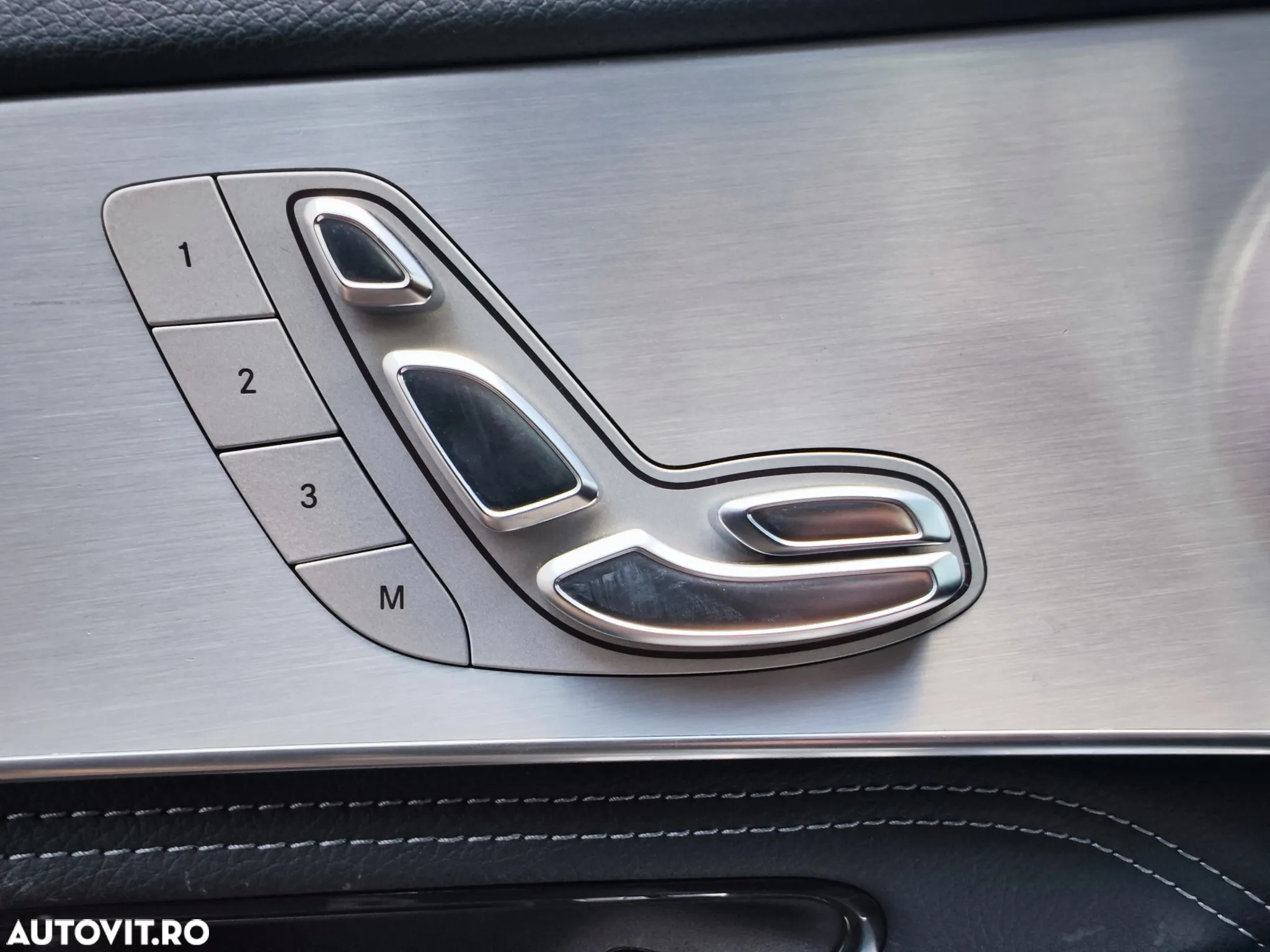 Mercedes-Benz GLC Coupe 250 4Matic 9G-TRONIC - 13