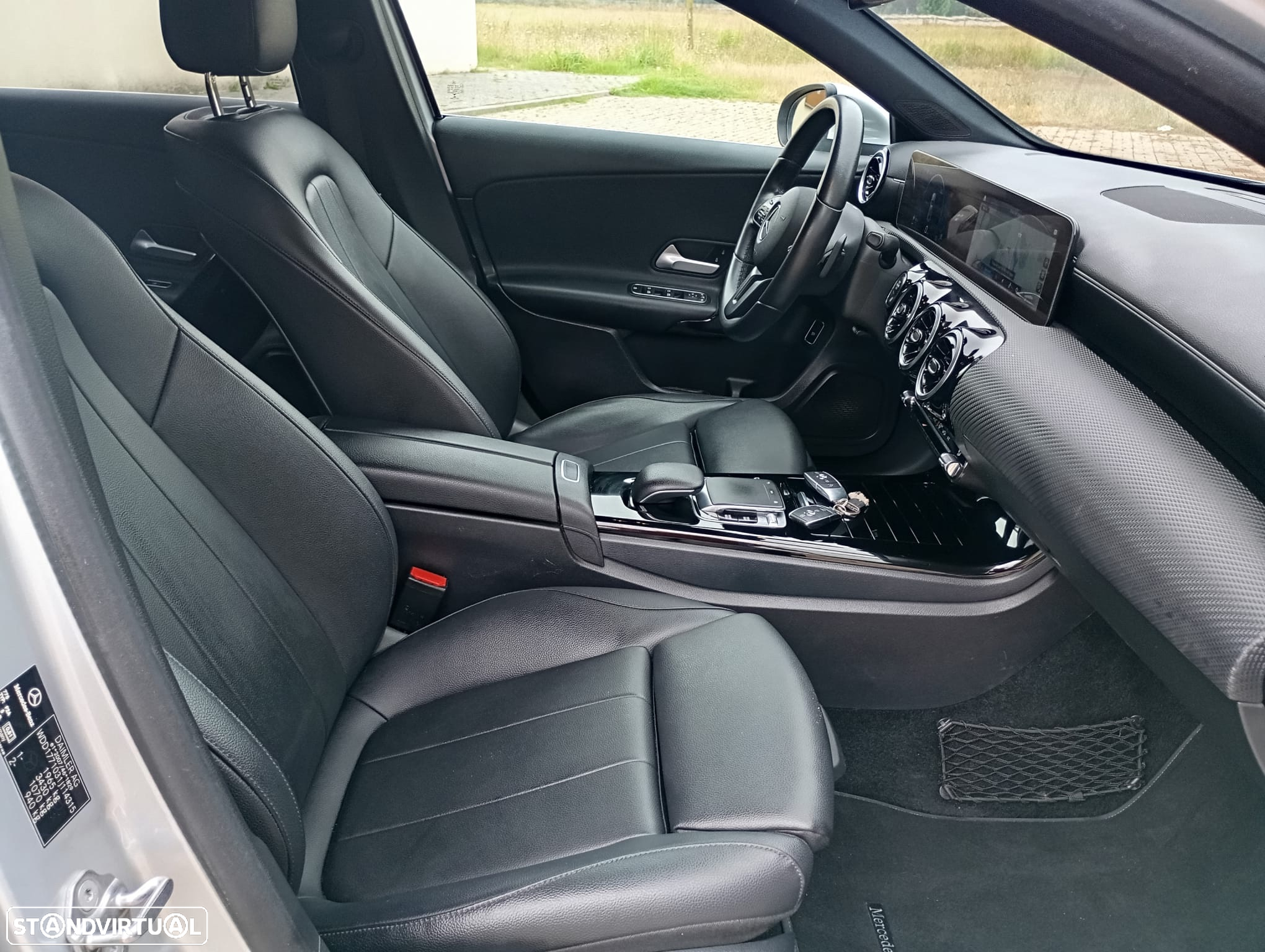 Mercedes-Benz A 180 Limousine d Progressive Aut. - 24