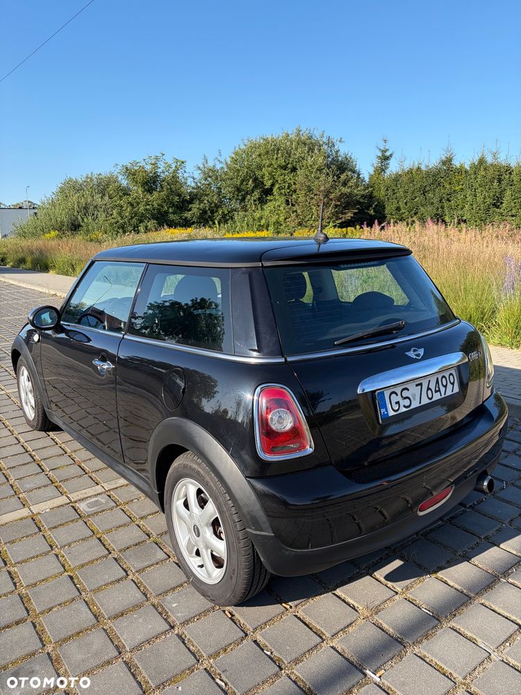 MINI ONE - 4