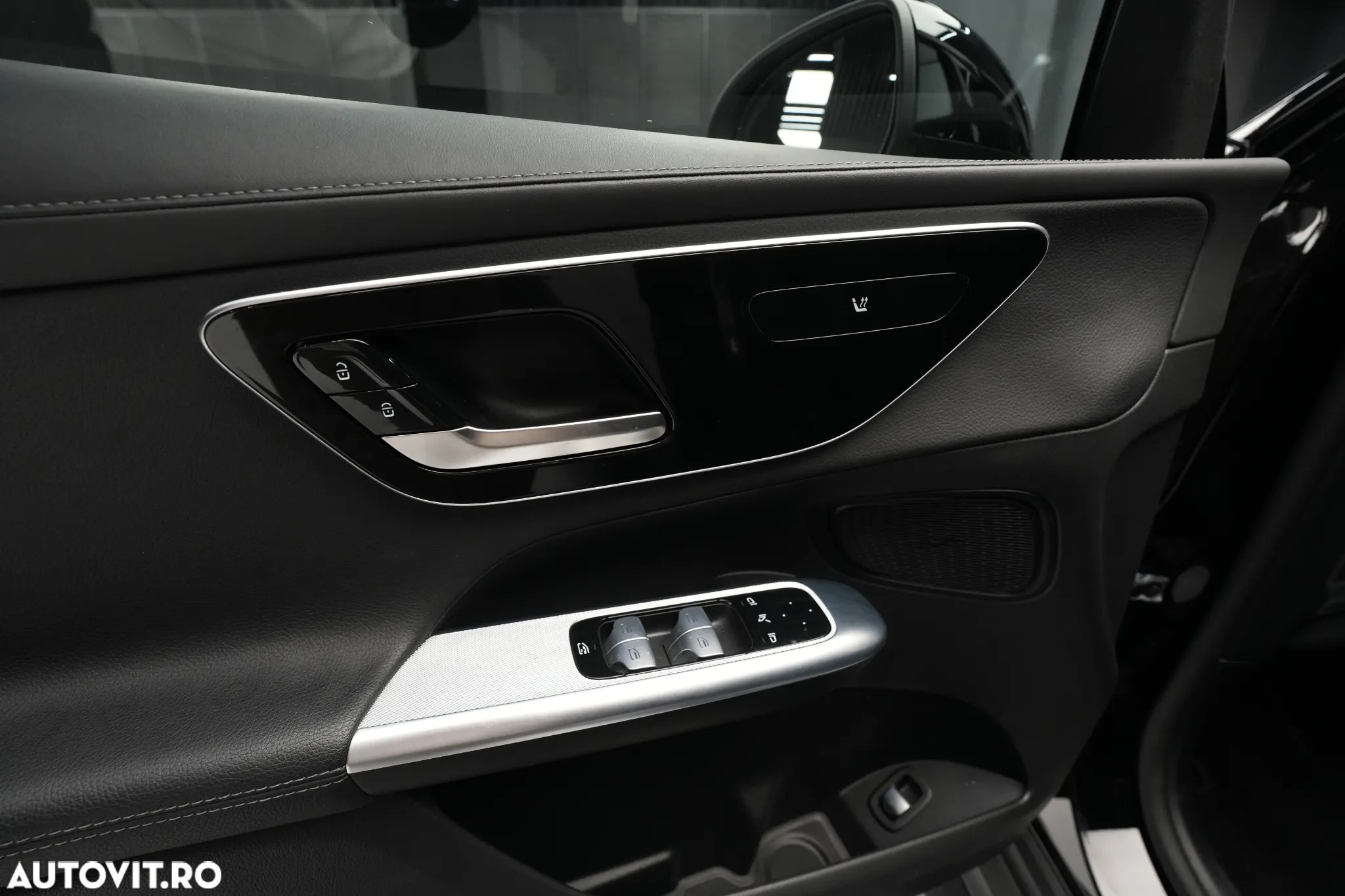 Mercedes-Benz GLC 300 d 4Matic 9G-TRONIC AMG Line Advanced - 10
