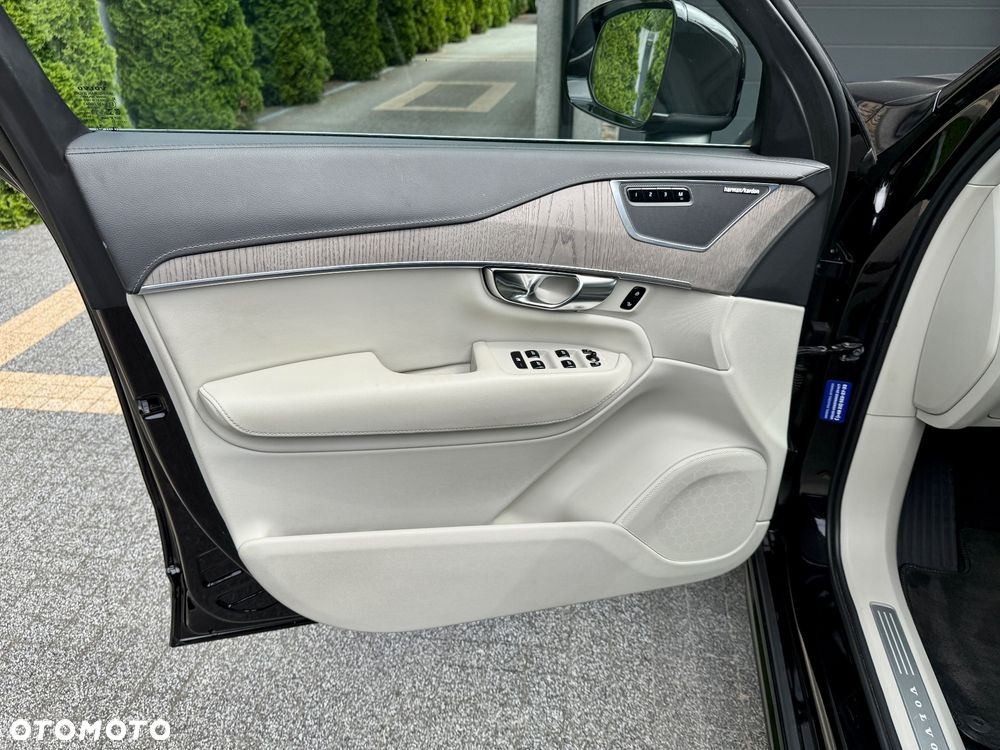Volvo XC 90 B5 D AWD Inscription - 10