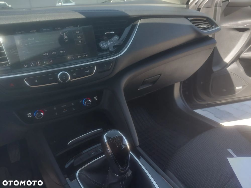 Opel Insignia - 16