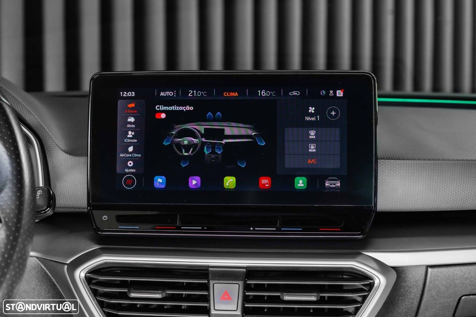 SEAT Leon 1.5 eTSI FR DSG - 30