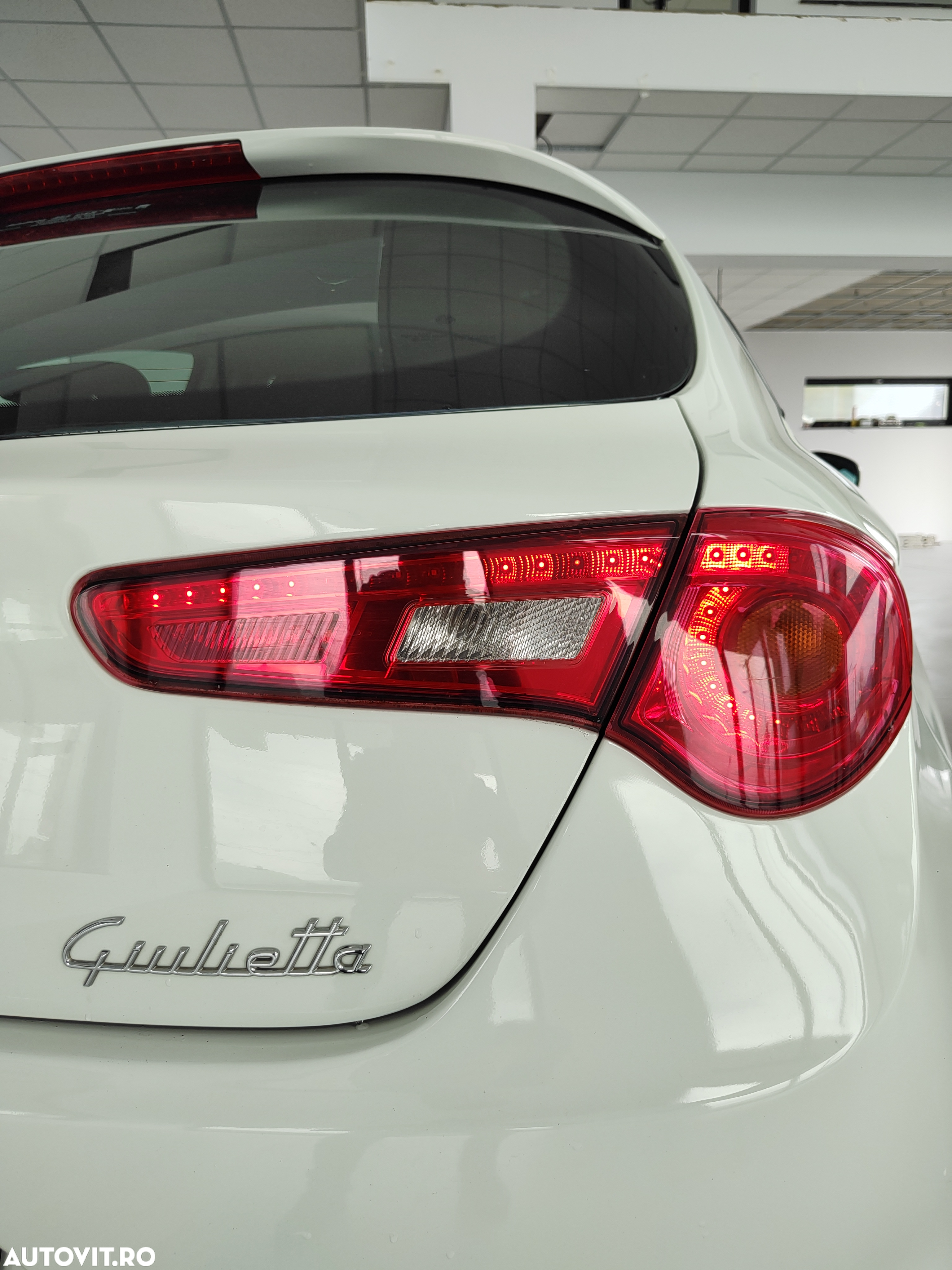 Alfa Romeo Giulietta 1.6 JTDM 16V - 7