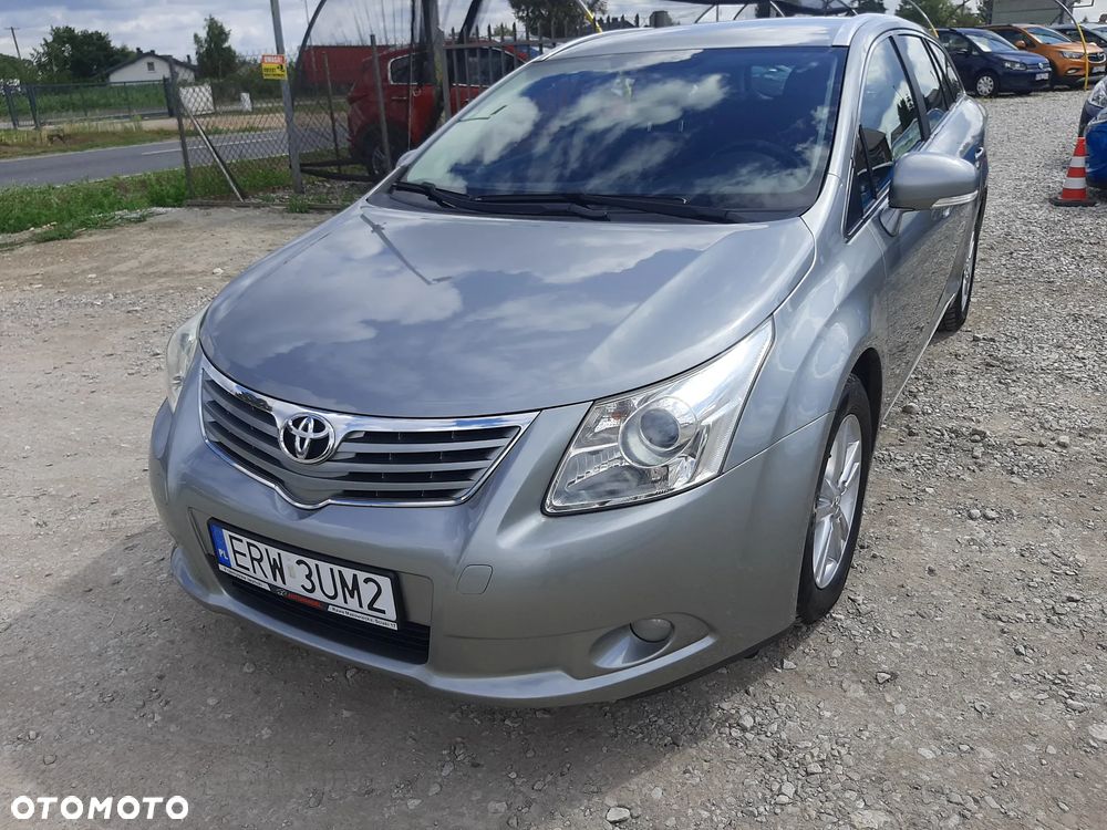Toyota Avensis 1.8 Executive - 9