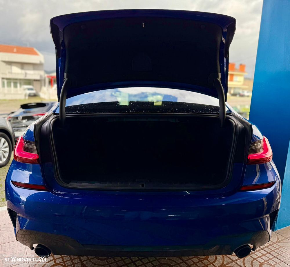 BMW 320 e Pack M Auto - 26