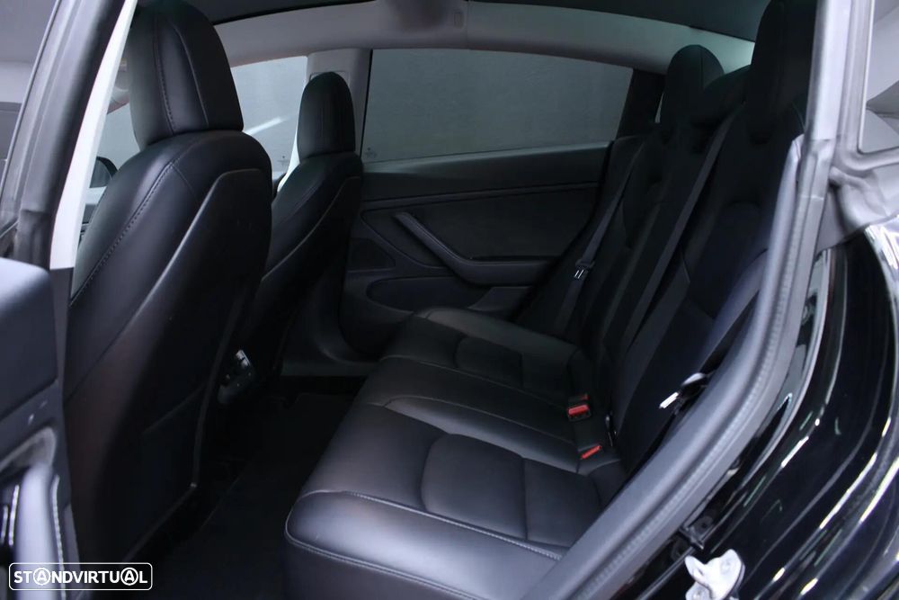 Tesla Model 3 Long-Range Dual Motor AWD - 13