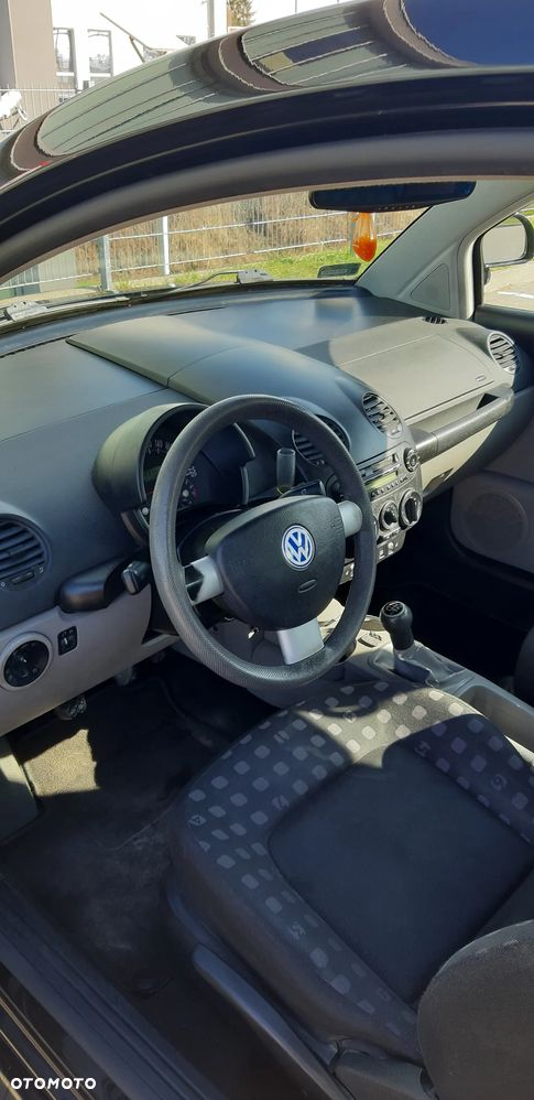Volkswagen New Beetle 2.0 - 5