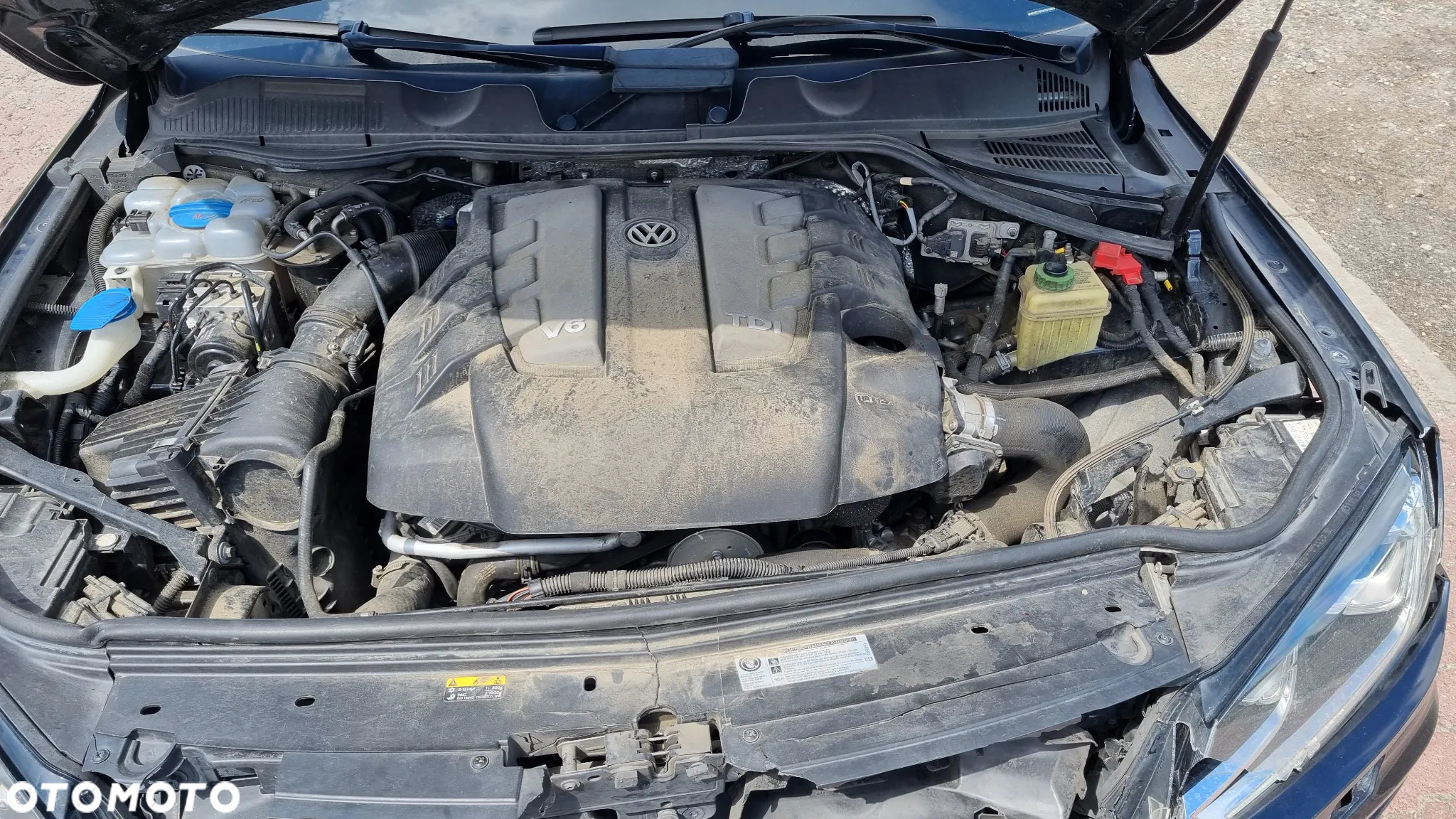 Volkswagen Touareg 3.0 V6 TDI BMT Business Line - 22