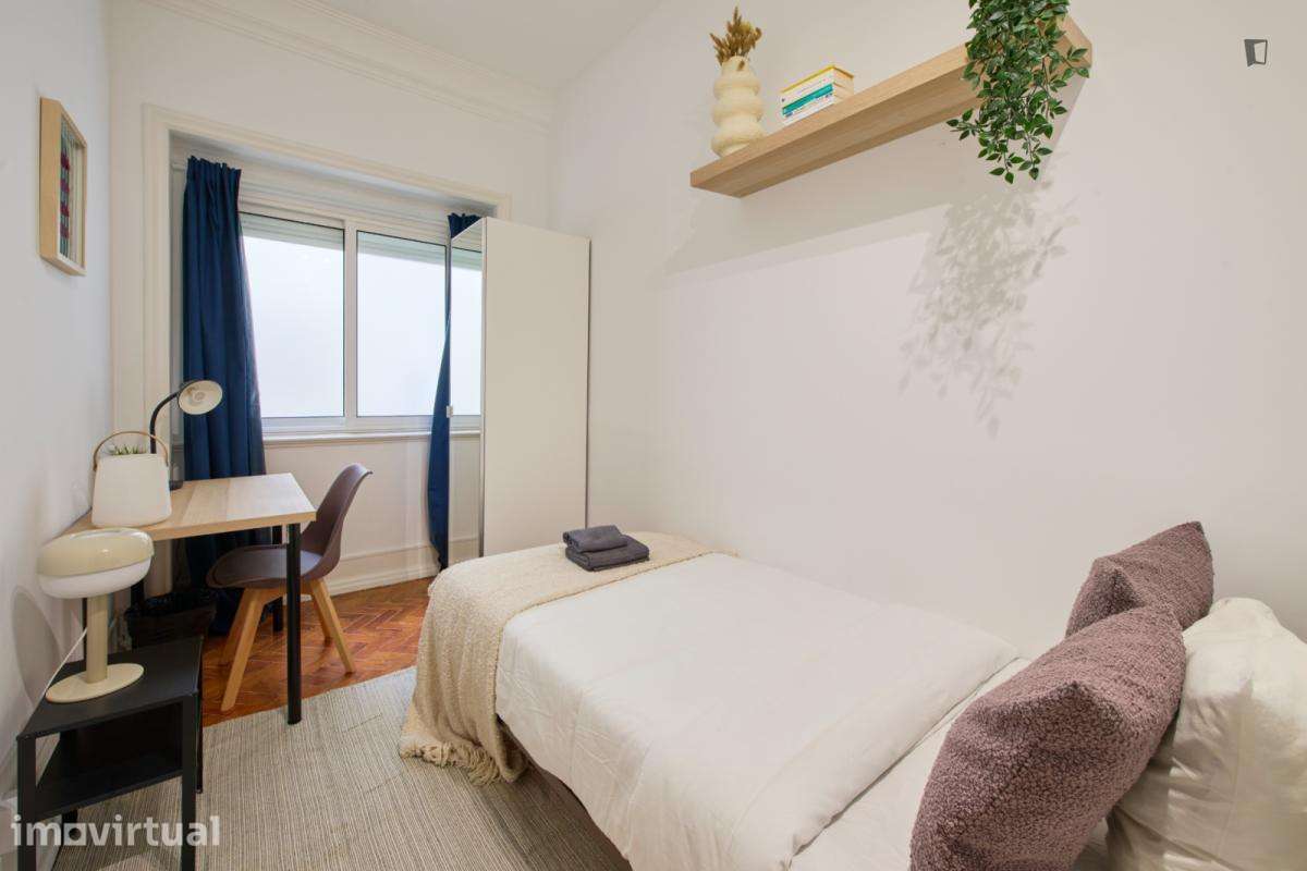 Quarto - localizado em Entrecampos Lisbon - Grande imagem: 5/39